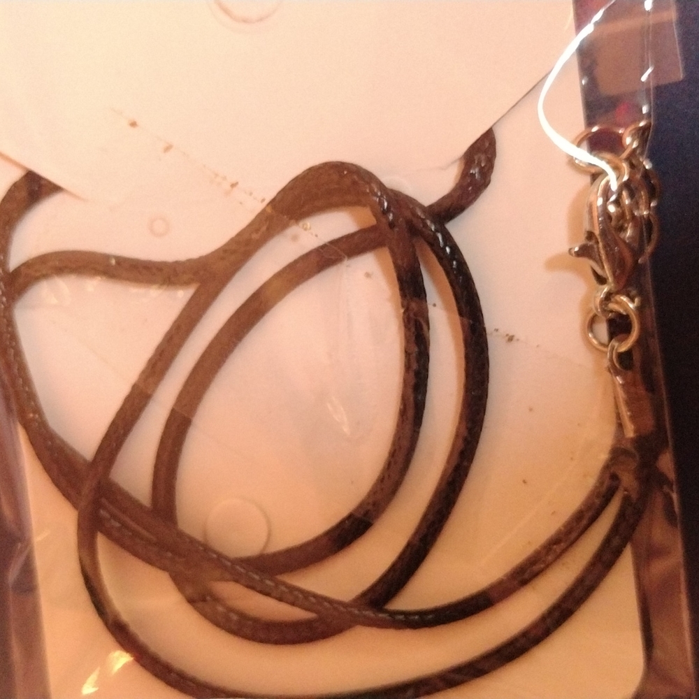Turtle Necklace - Picture 3 of 3